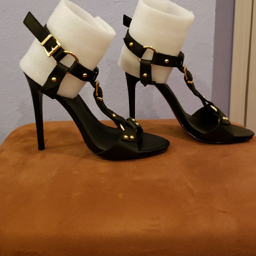 Steve Madden T Strap Stiletto Heel.